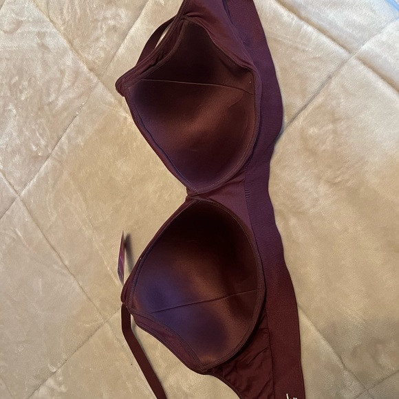 Maidenform Wireless XL Bra - Picture 5 of 6